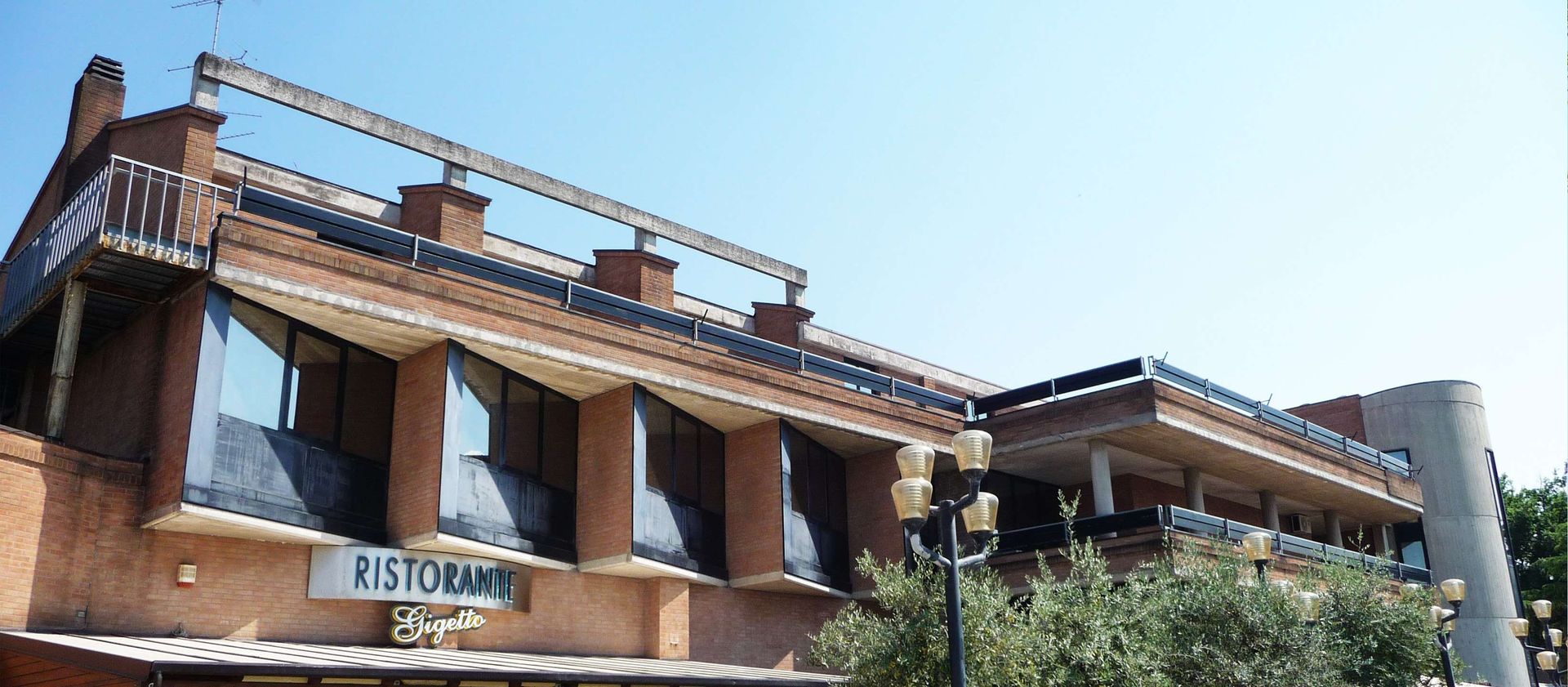 Realizzazione di architettura commerciale: foto Hotel Duranti a Polverigi